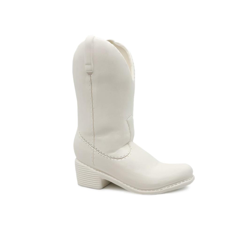 Vase: Boot